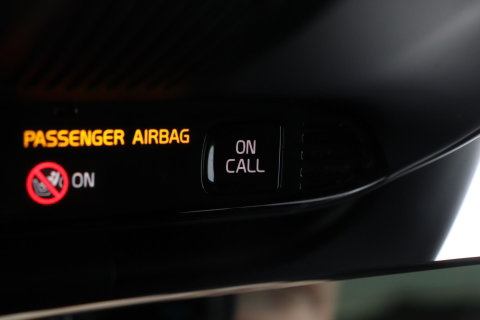 Volvo XC40 T5 Twin Engine R-Design | Harman/Kardon | Panoramadak | BLIS | Camera | Stoel+Stuurverwarming | Keyless | ACC | 19 Inch