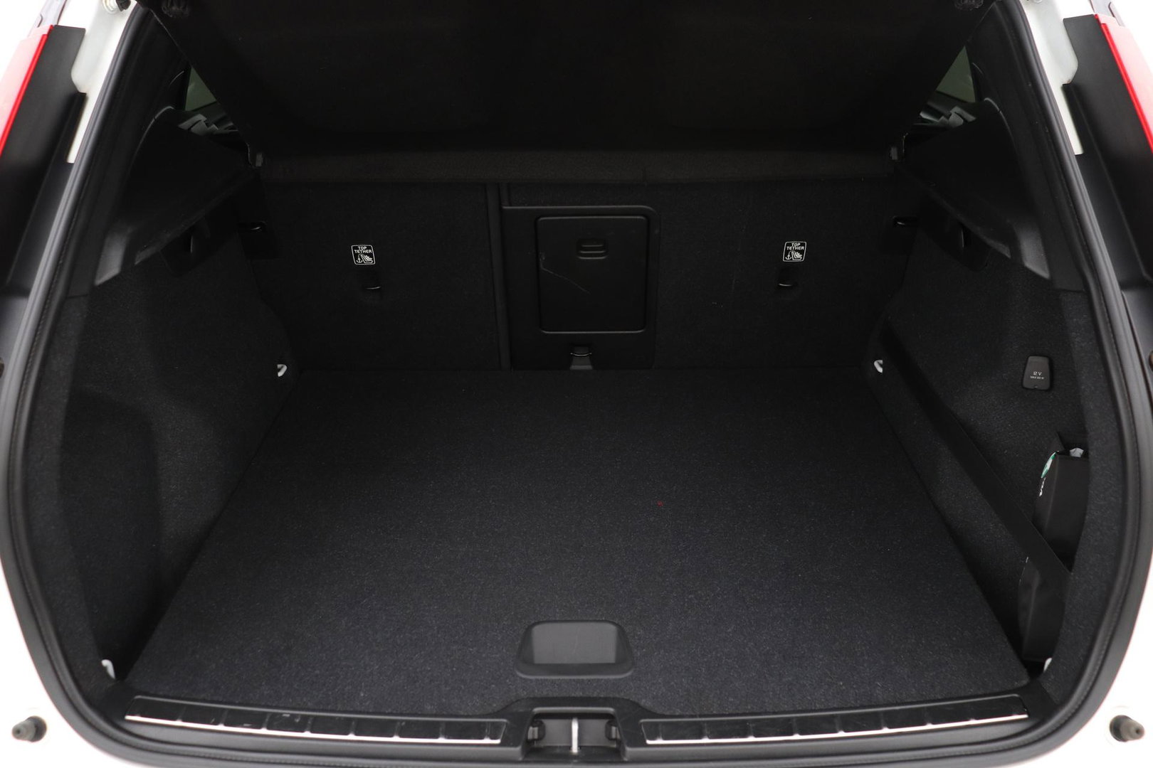Volvo XC40 T5 Twin Engine R-Design | Harman/Kardon | Panoramadak | BLIS | Camera | Stoel+Stuurverwarming | Keyless | ACC | 19 Inch