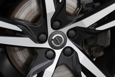 Volvo XC40 T5 Twin Engine R-Design | Harman/Kardon | Panoramadak | BLIS | Camera | Stoel+Stuurverwarming | Keyless | ACC | 19 Inch