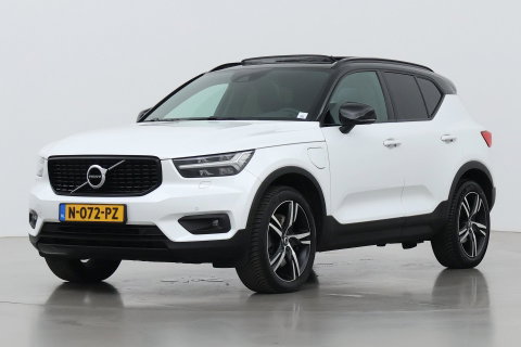 Volvo XC40 T5 Twin Engine R-Design | Harman/Kardon | Panoramadak | BLIS | Camera | Stoel+Stuurverwarming | Keyless | ACC | 19 Inch