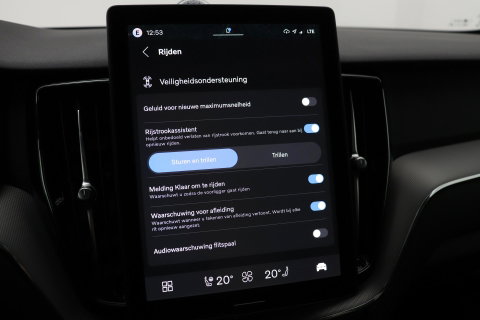 Volvo XC60 T6 Plus Black Edition | Bowers&Wilkins | Panoramadak | 360° Camera | Head-Up | Trekhaak | Ventilatie+Massage | 21 Inch