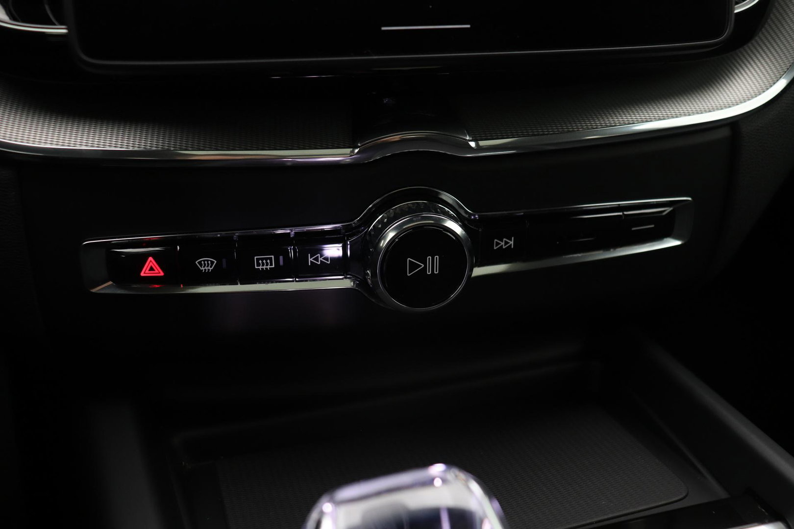 Volvo XC60 T6 Plus Black Edition | Bowers&Wilkins | Panoramadak | 360° Camera | Head-Up | Trekhaak | Ventilatie+Massage | 21 Inch