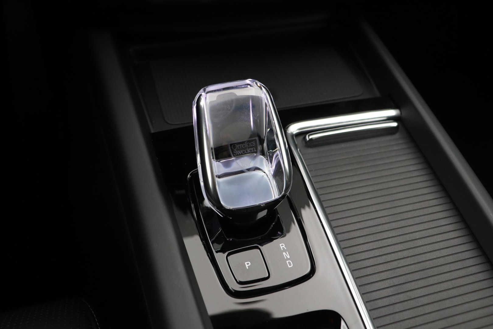 Volvo XC60 T6 Plus Black Edition | Bowers&Wilkins | Panoramadak | 360° Camera | Head-Up | Trekhaak | Ventilatie+Massage | 21 Inch