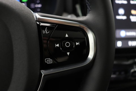 Volvo XC60 T6 Plus Black Edition | Bowers&Wilkins | Panoramadak | 360° Camera | Head-Up | Trekhaak | Ventilatie+Massage | 21 Inch