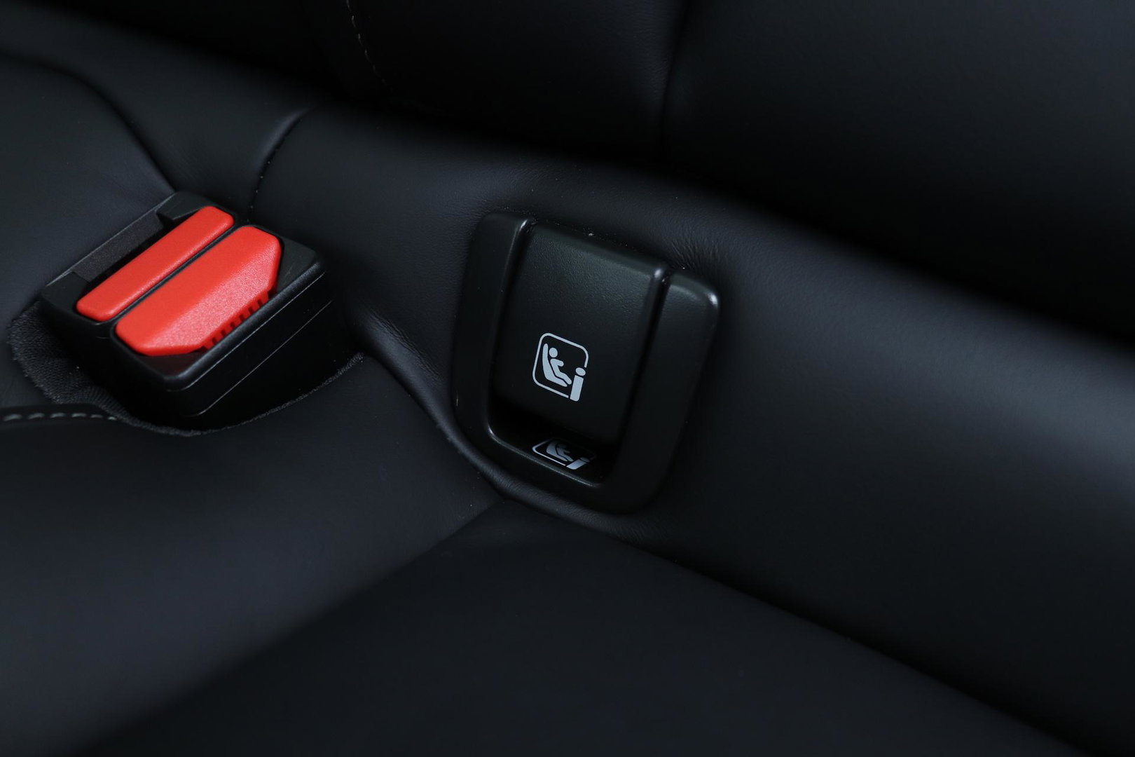 Volvo XC60 T6 Plus Black Edition | Bowers&Wilkins | Panoramadak | 360° Camera | Head-Up | Trekhaak | Ventilatie+Massage | 21 Inch