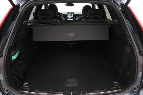 Volvo XC60 T6 Plus Black Edition | Bowers&Wilkins | Panoramadak | 360° Camera | Head-Up | Trekhaak | Ventilatie+Massage | 21 Inch