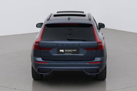 Volvo XC60 T6 Plus Black Edition | Bowers&Wilkins | Panoramadak | 360° Camera | Head-Up | Trekhaak | Ventilatie+Massage | 21 Inch
