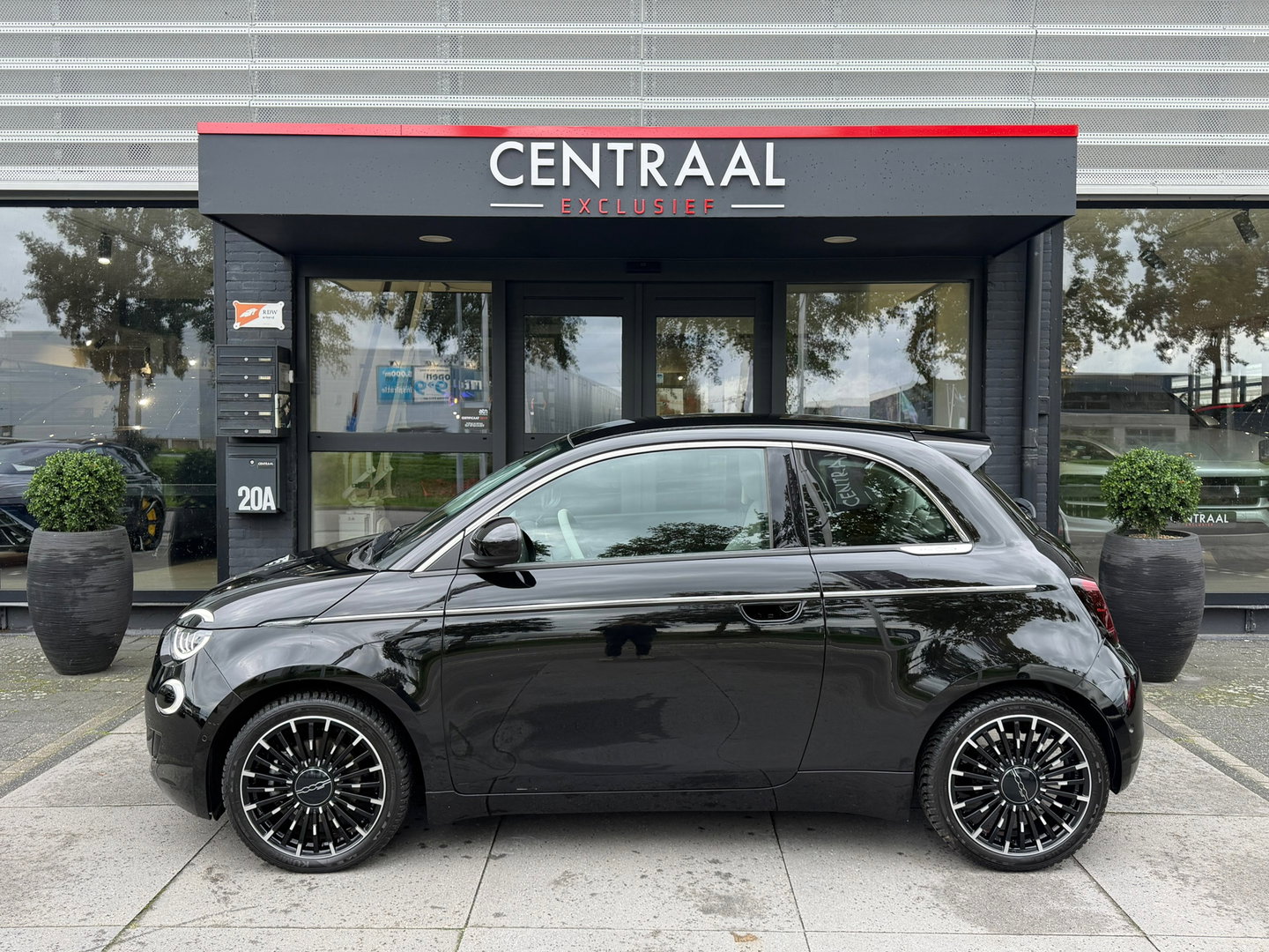 Fiat 500 3+1 La Prima 42 kWh Carplay|Camera|118PK|BTW|Cruise-Control