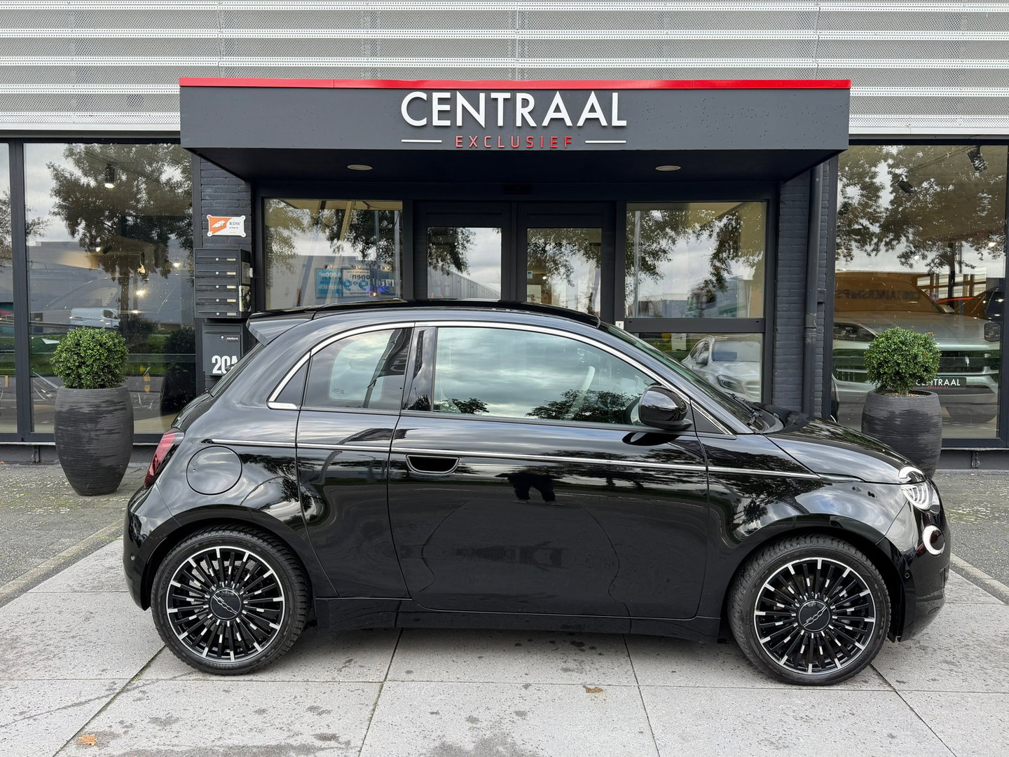 Fiat 500 3+1 La Prima 42 kWh Carplay|Camera|118PK|BTW|Cruise-Control