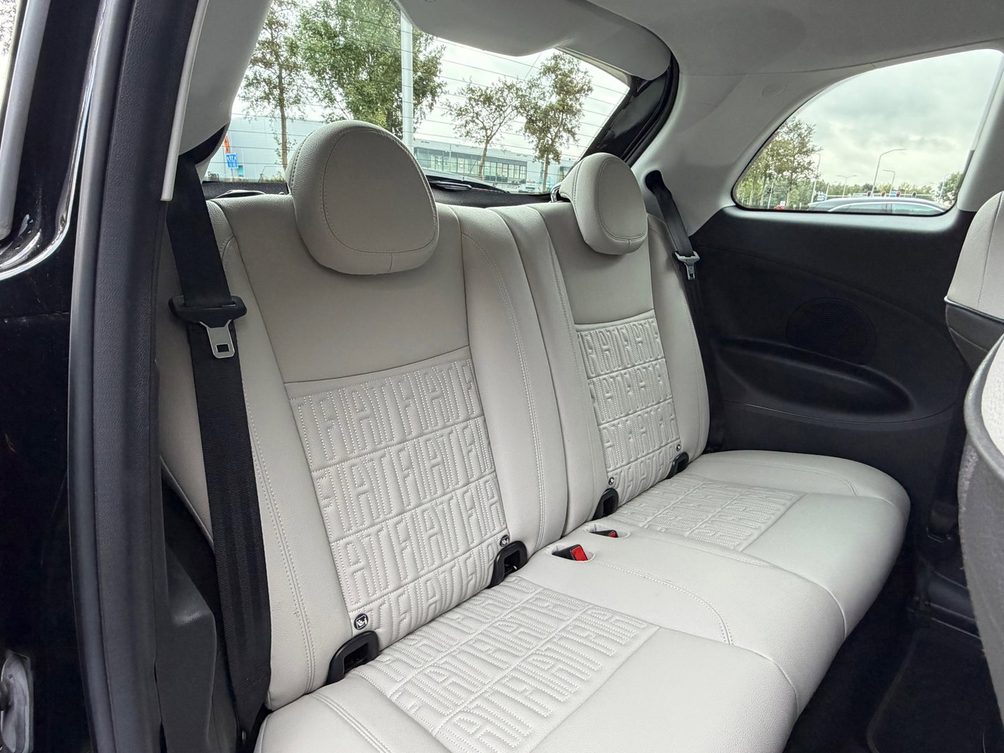 Fiat 500 3+1 La Prima 42 kWh Carplay|Camera|118PK|BTW|Cruise-Control