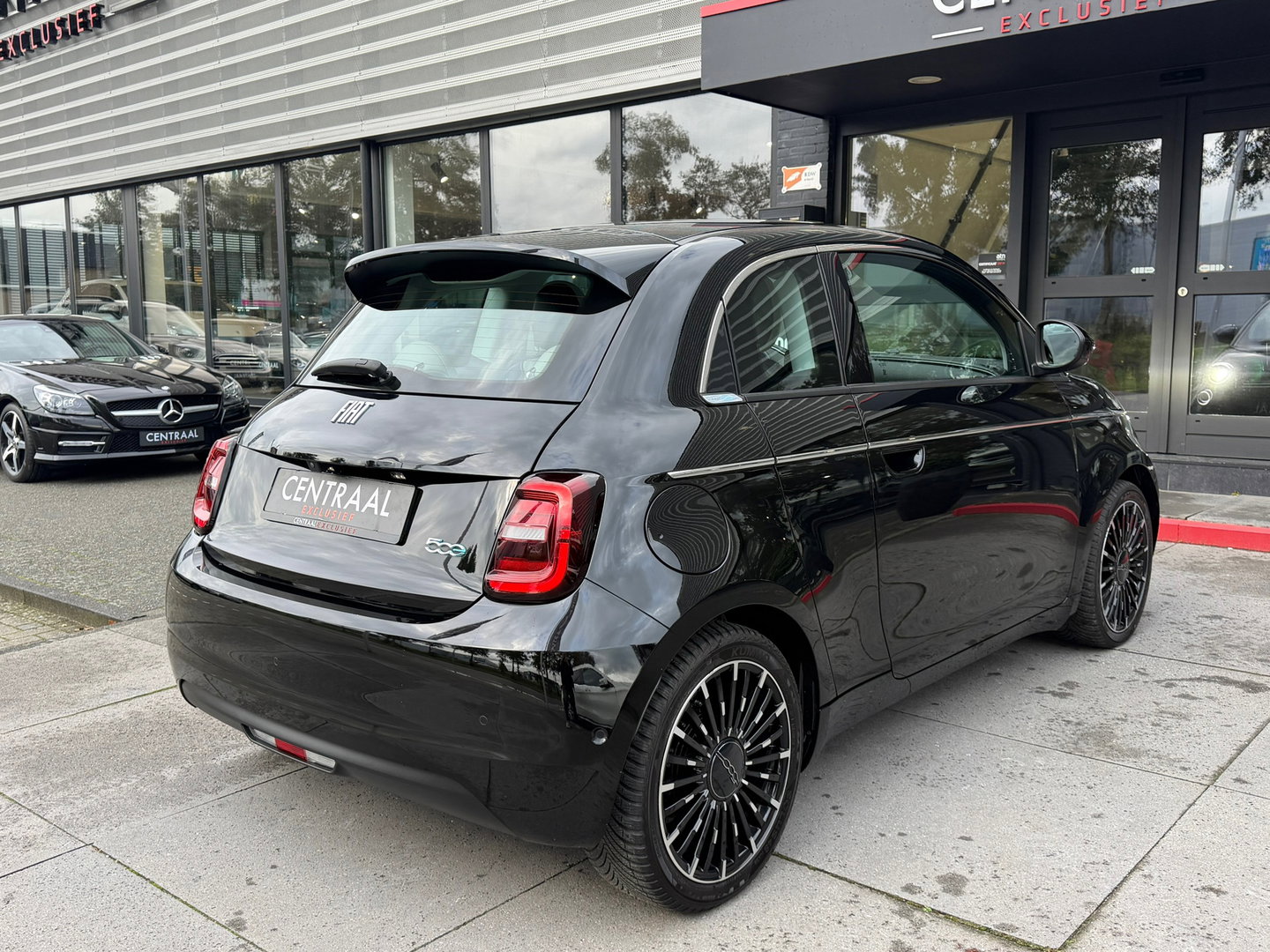 Fiat 500 3+1 La Prima 42 kWh Carplay|Camera|118PK|BTW|Cruise-Control