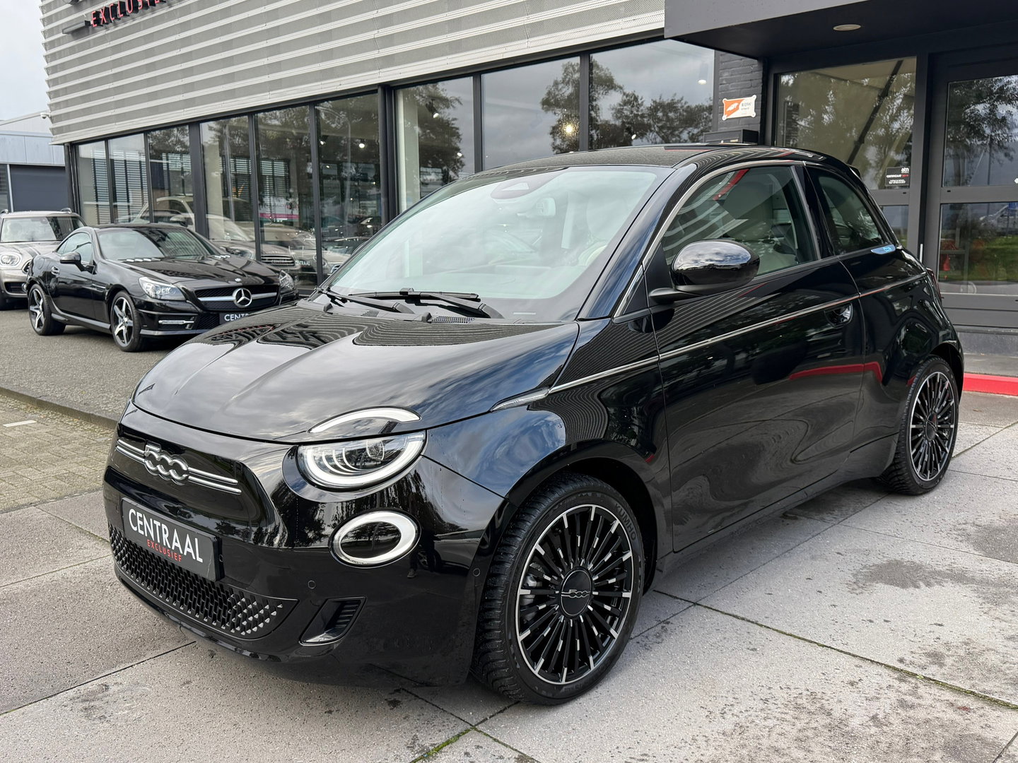 Fiat 500 3+1 La Prima 42 kWh Carplay|Camera|118PK|BTW|Cruise-Control