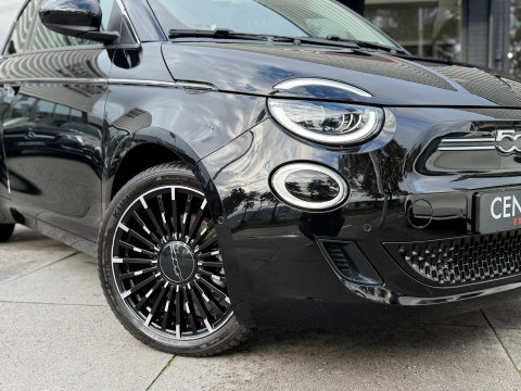 Fiat 500 3+1 La Prima 42 kWh Carplay|Camera|118PK|BTW|Cruise-Control