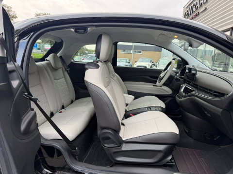 Fiat 500 3+1 La Prima 42 kWh Carplay|Camera|118PK|BTW|Cruise-Control