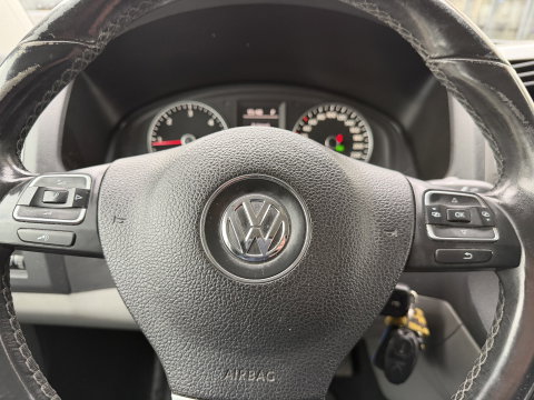 Volkswagen Transporter 2.0 TDI 140pk DSG L1H1 Comfortline / vaste prijs rijklaar € 9.950 ex btw / dubbele schuifdeur / airco / cruise / standkachel / navigatie / trekhaak / lichtmetalen velgen !