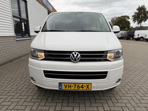 Volkswagen Transporter 2.0 TDI 140pk DSG L1H1 Comfortline / vaste prijs rijklaar € 9.950 ex btw / dubbele schuifdeur / airco / cruise / standkachel / navigatie / trekhaak / lichtmetalen velgen !