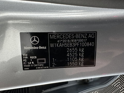 Mercedes-Benz C-Klasse Estate 300 e Luxury Line (Plug-in) [3-Fase-11kW] (INCL.BTW) Aut. *FULL-LED | AMBIENT-LIGHT | TOP-VIEW | MEMORY-PACK | WIDESCREEN-COCKPIT | HEATED-COMFORTSEATS | NAVI-FULLMAP | SHIFTPADDLES | PRIVACY-GLASS | DAB | 18''ALU*