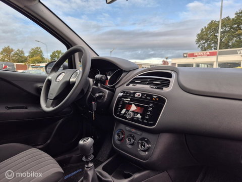Fiat Punto 1.2 (4 Cilinder) 5 Deurs, Airco, Trekhaak