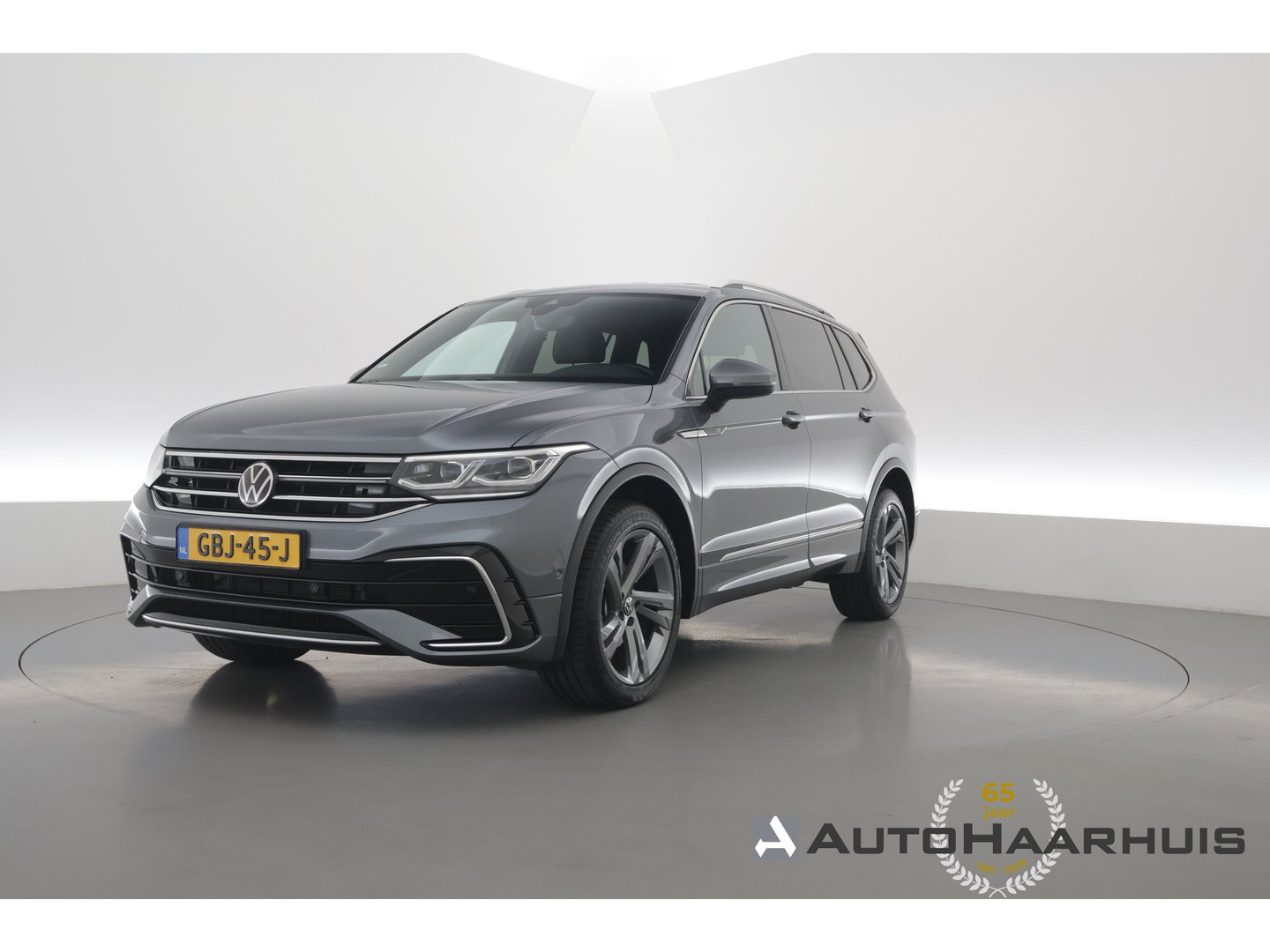 Volkswagen Tiguan Allspace 1.5 TSI R-Line 7p. DSG | Rijklaar! | Dig. Cockpit | Adapt. Cruise | Trekhaak | Keyless | Camera | Stoel- stuurverw. |
