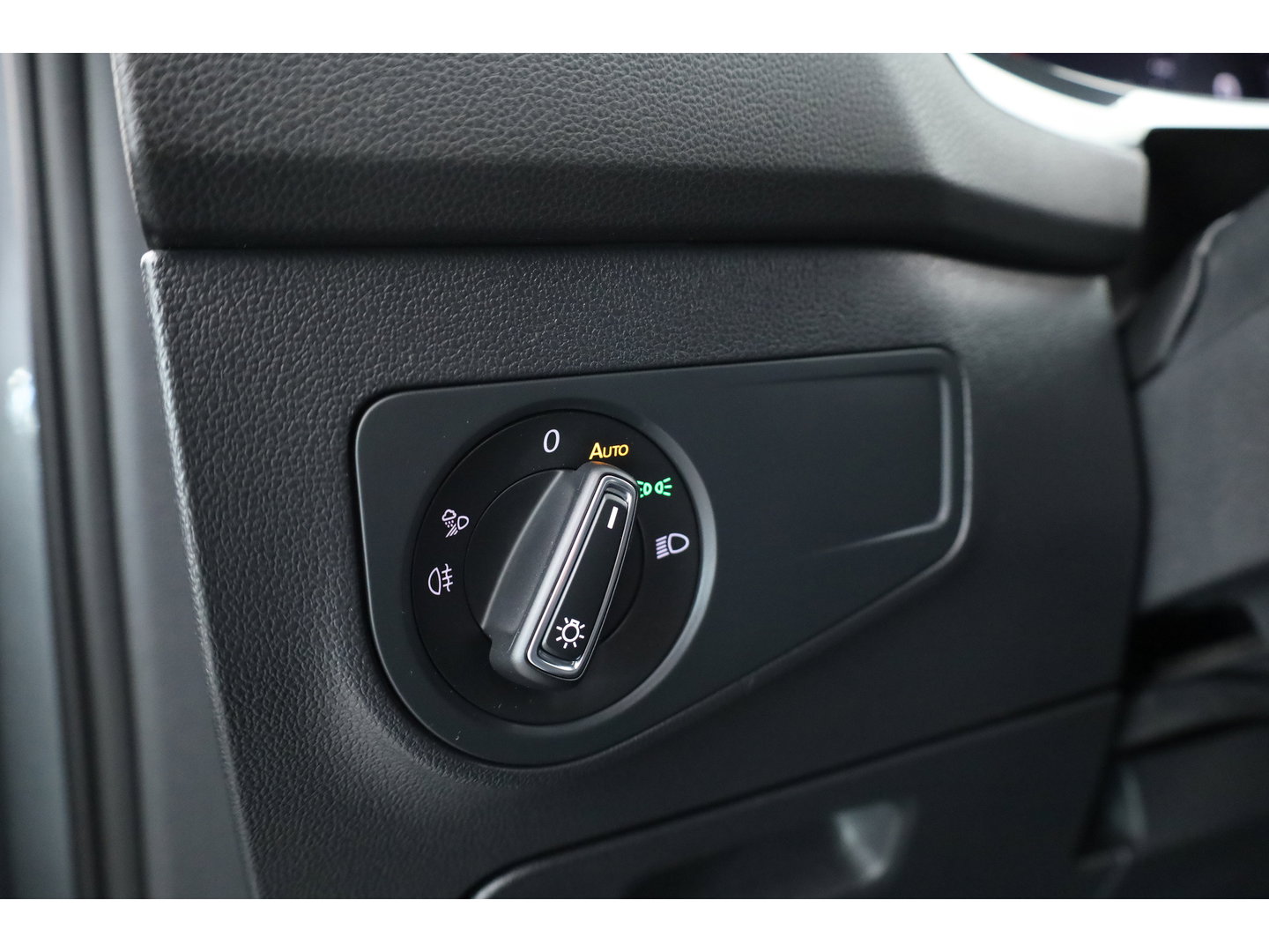 Volkswagen Tiguan Allspace 1.5 TSI R-Line 7p. DSG | Rijklaar! | Dig. Cockpit | Adapt. Cruise | Trekhaak | Keyless | Camera | Stoel- stuurverw. |