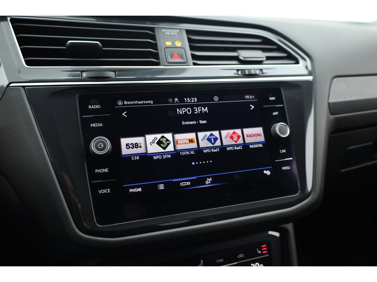 Volkswagen Tiguan Allspace 1.5 TSI R-Line 7p. DSG | Rijklaar! | Dig. Cockpit | Adapt. Cruise | Trekhaak | Keyless | Camera | Stoel- stuurverw. |