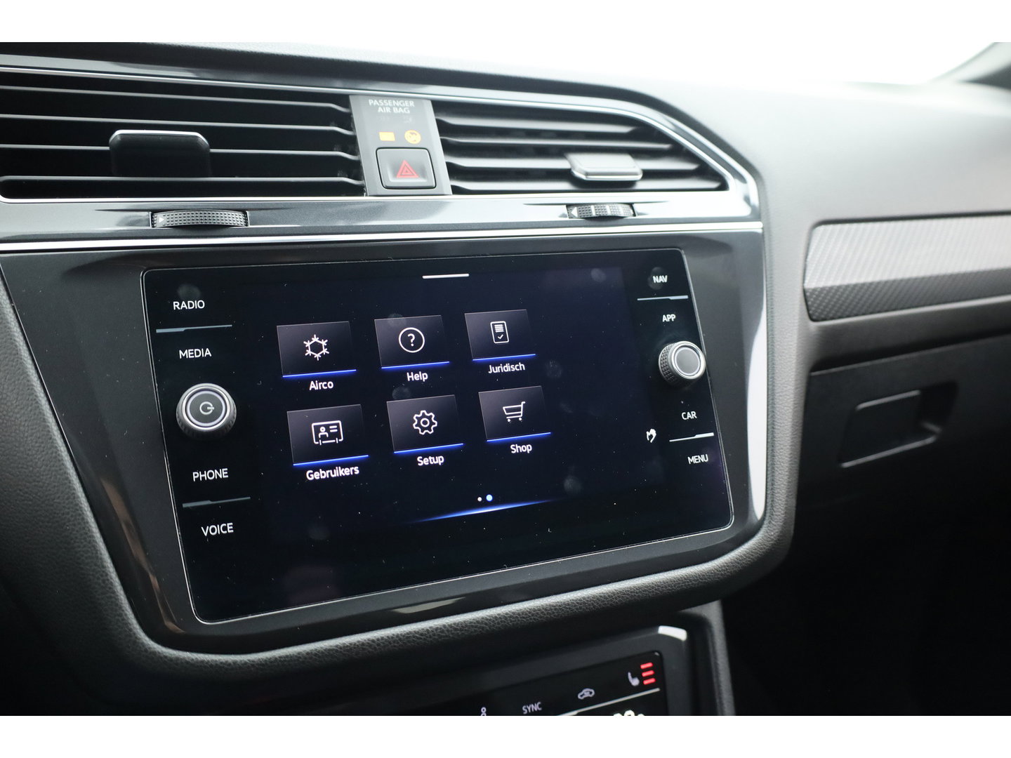 Volkswagen Tiguan Allspace 1.5 TSI R-Line 7p. DSG | Rijklaar! | Dig. Cockpit | Adapt. Cruise | Trekhaak | Keyless | Camera | Stoel- stuurverw. |