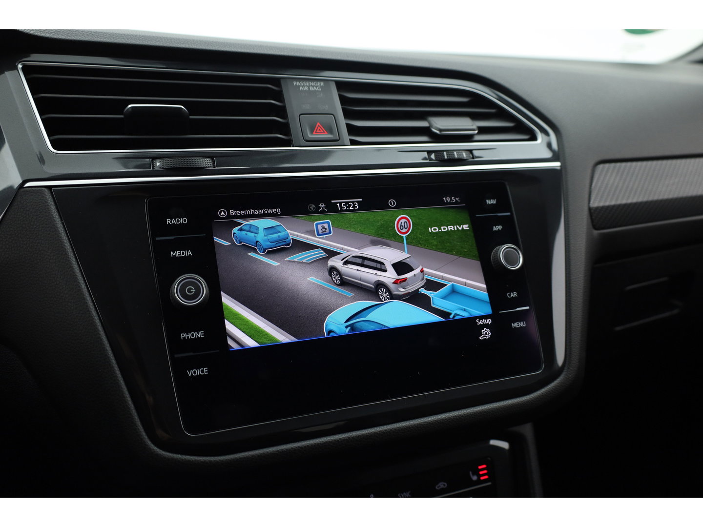 Volkswagen Tiguan Allspace 1.5 TSI R-Line 7p. DSG | Rijklaar! | Dig. Cockpit | Adapt. Cruise | Trekhaak | Keyless | Camera | Stoel- stuurverw. |