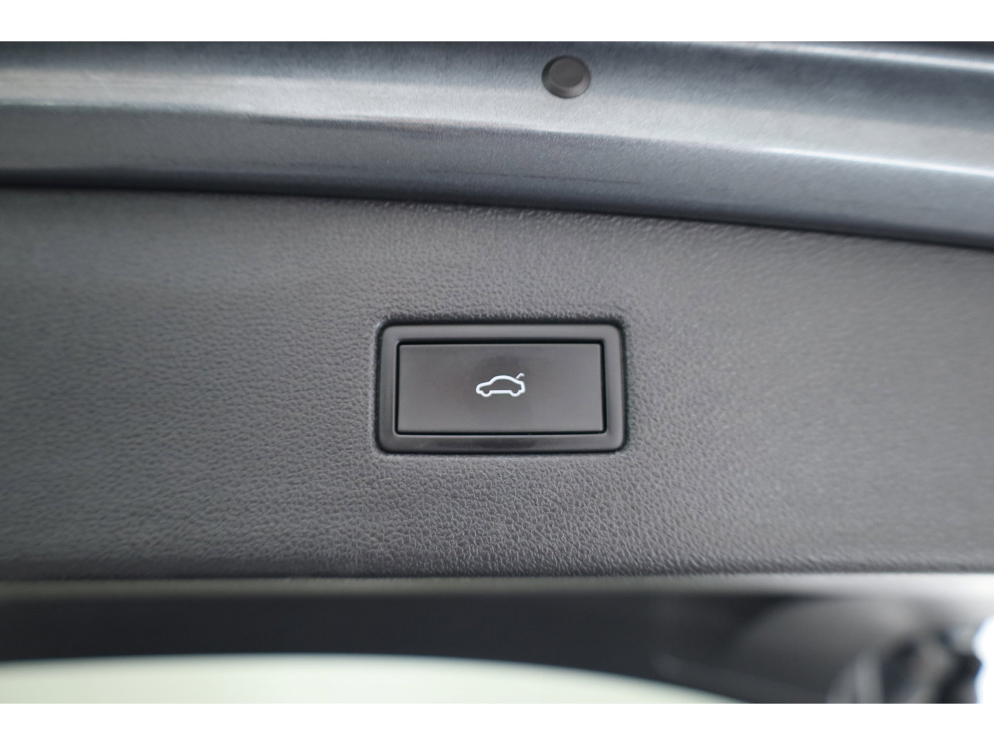 Volkswagen Tiguan Allspace 1.5 TSI R-Line 7p. DSG | Rijklaar! | Dig. Cockpit | Adapt. Cruise | Trekhaak | Keyless | Camera | Stoel- stuurverw. |