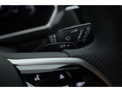 Volkswagen Tiguan 1.4 TSI eHybrid R-Line Black Style | SOH 91% | IQ. Light | 360cam | Elek. Trekhaak | NAV + CarPlay | Stoel- Stuurverw. |