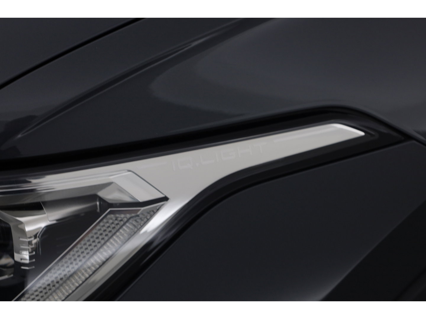 Volkswagen Tiguan 1.4 TSI eHybrid R-Line Black Style | SOH 91% | IQ. Light | 360cam | Elek. Trekhaak | NAV + CarPlay | Stoel- Stuurverw. |