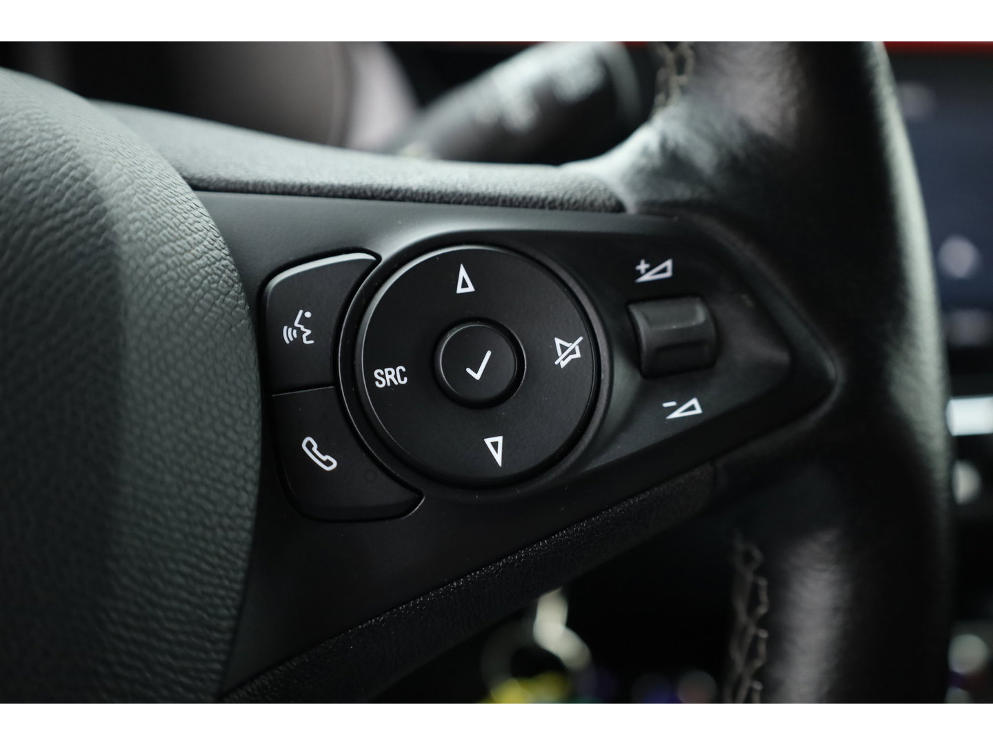 Opel Corsa 1.2 GS Line | Rijklaar! | Navi | Apple CarPlay | Stoelverw. | Camera | Clima | Cruise Ctrl.