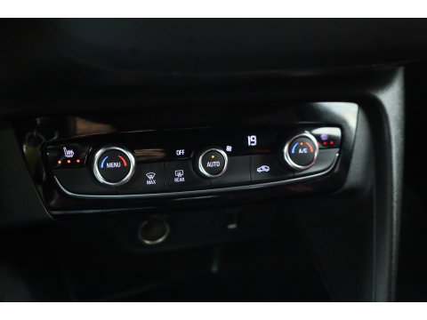 Opel Corsa 1.2 GS Line | Rijklaar! | Navi | Apple CarPlay | Stoelverw. | Camera | Clima | Cruise Ctrl.