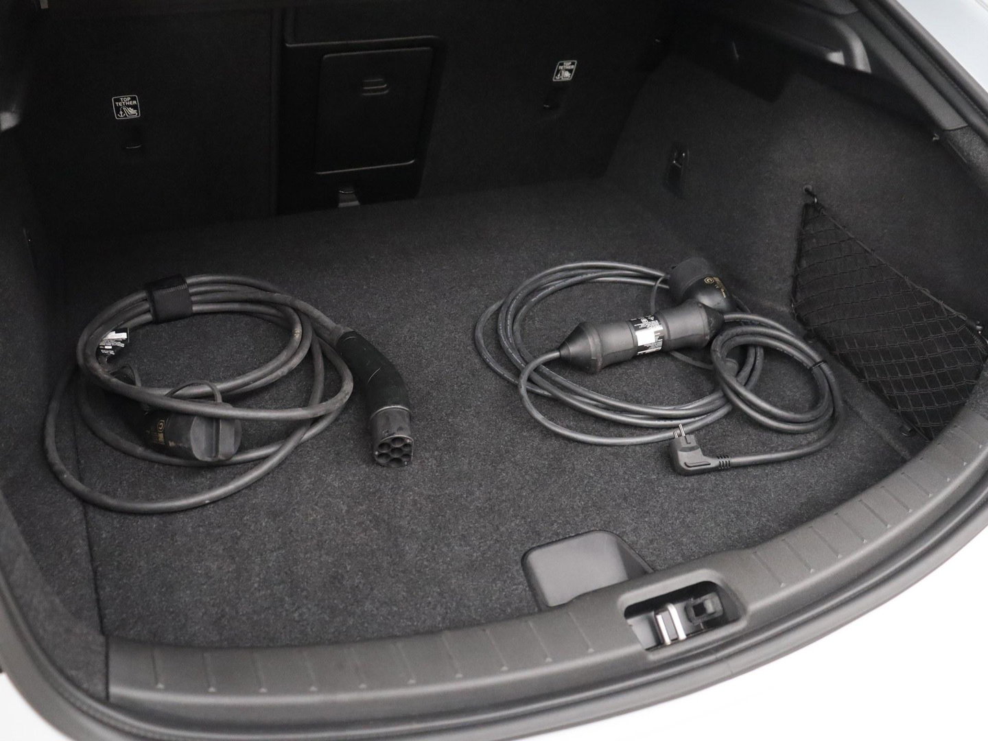 Polestar 2 | SOH 94,9% | Cruise control | Lane assist | Stoelverwarming | Memory | Carplay | Camera | Park assist | Climate control