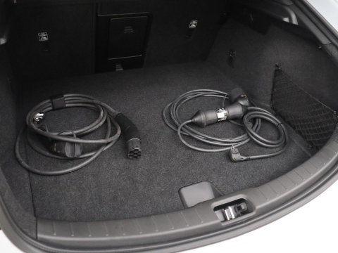 Polestar 2 | SOH 94,9% | Cruise control | Lane assist | Stoelverwarming | Memory | Carplay | Camera | Park assist | Climate control