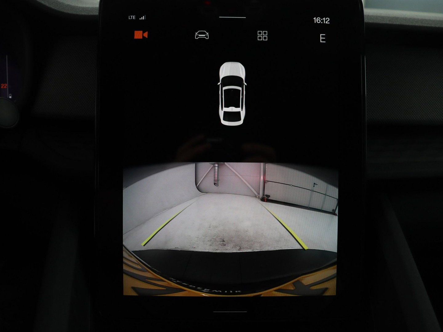 Polestar 2 | SOH 94,9% | Cruise control | Lane assist | Stoelverwarming | Memory | Carplay | Camera | Park assist | Climate control