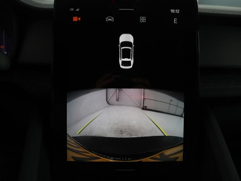 Polestar 2 | SOH 94,9% | Cruise control | Lane assist | Stoelverwarming | Memory | Carplay | Camera | Park assist | Climate control