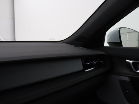 Polestar 2 | SOH 94,9% | Cruise control | Lane assist | Stoelverwarming | Memory | Carplay | Camera | Park assist | Climate control