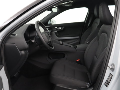 Polestar 2 | SOH 94,9% | Cruise control | Lane assist | Stoelverwarming | Memory | Carplay | Camera | Park assist | Climate control