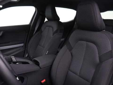 Polestar 2 | SOH 94,9% | Cruise control | Lane assist | Stoelverwarming | Memory | Carplay | Camera | Park assist | Climate control