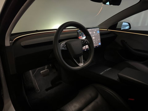 Tesla Model 3 RWD 60 kWh 94% Pano|Self-Drive|Stoelventilatie|Camera