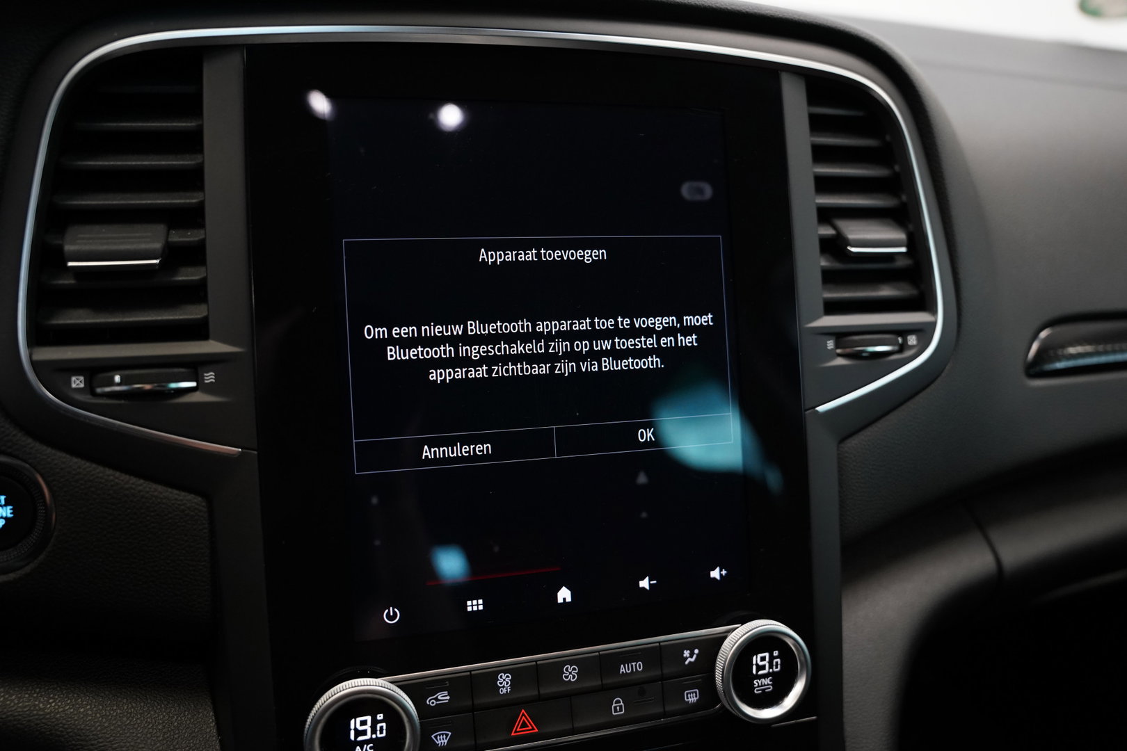 Renault Megane E-Tech Estate 1.6 Plug-In Hybrid 160 R.S. Line Cruise/Climate Head-Up NAP 24 Maanden garantie* (Vraag naar de voorwaarden)