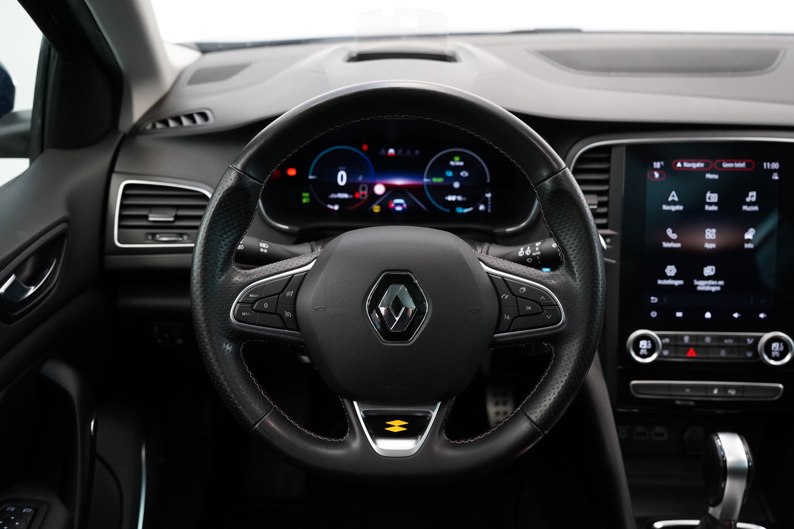 Renault Megane E-Tech Estate 1.6 Plug-In Hybrid 160 R.S. Line Cruise/Climate Head-Up NAP 24 Maanden garantie* (Vraag naar de voorwaarden)