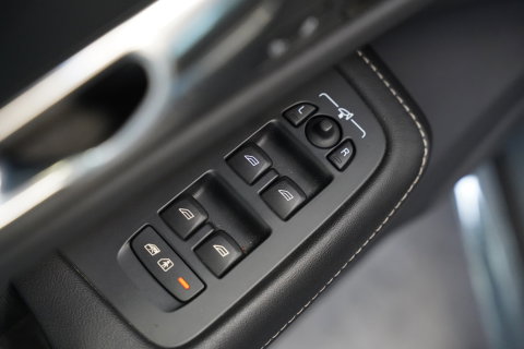 Volvo V60 2.0 T8 AWD Polestar Engineered