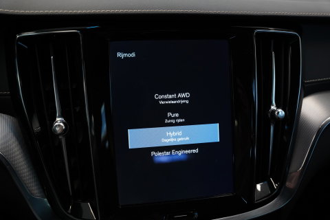 Volvo V60 2.0 T8 AWD Polestar Engineered