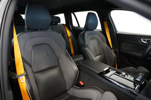 Volvo V60 2.0 T8 AWD Polestar Engineered