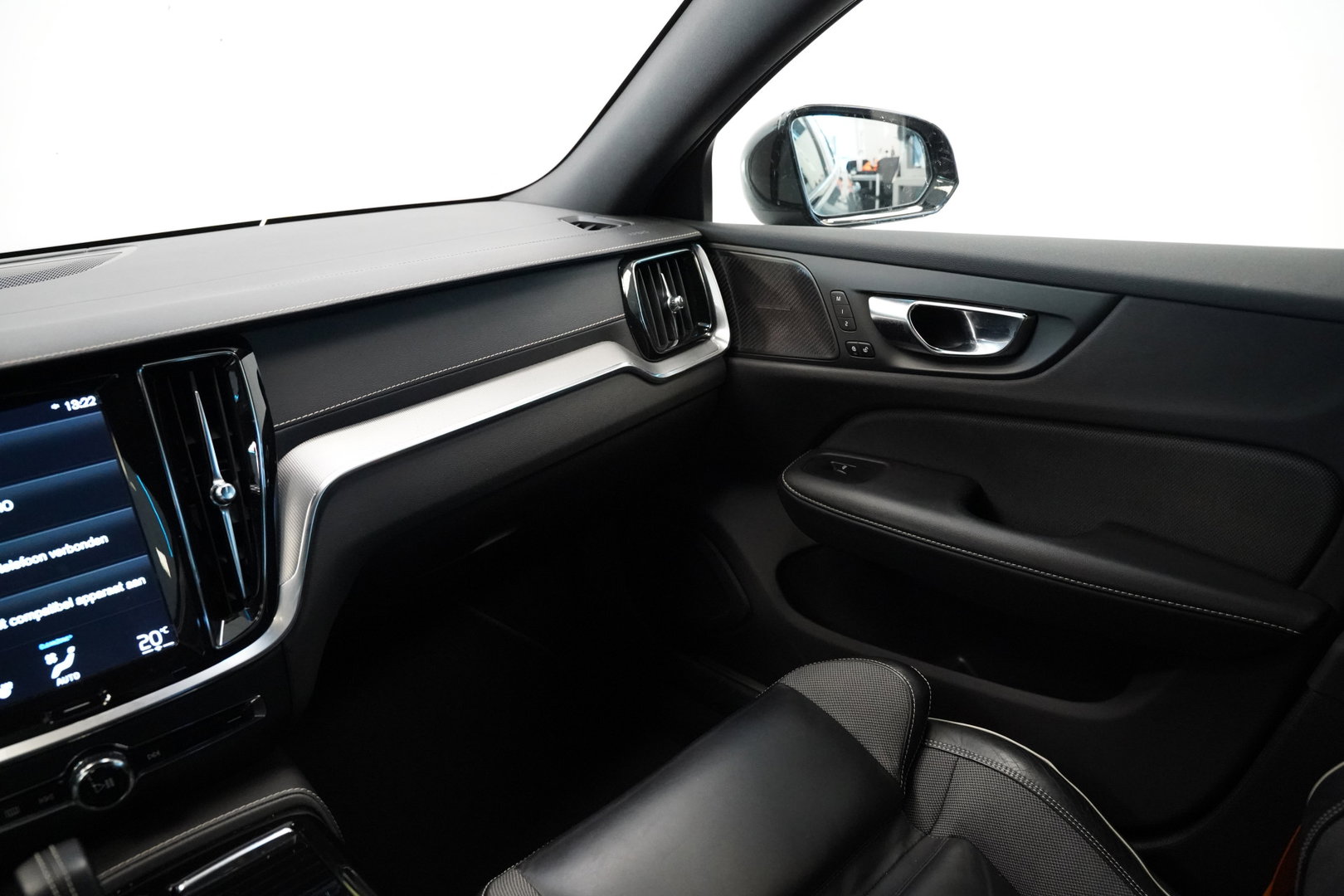 Volvo V60 2.0 T8 AWD Polestar Engineered