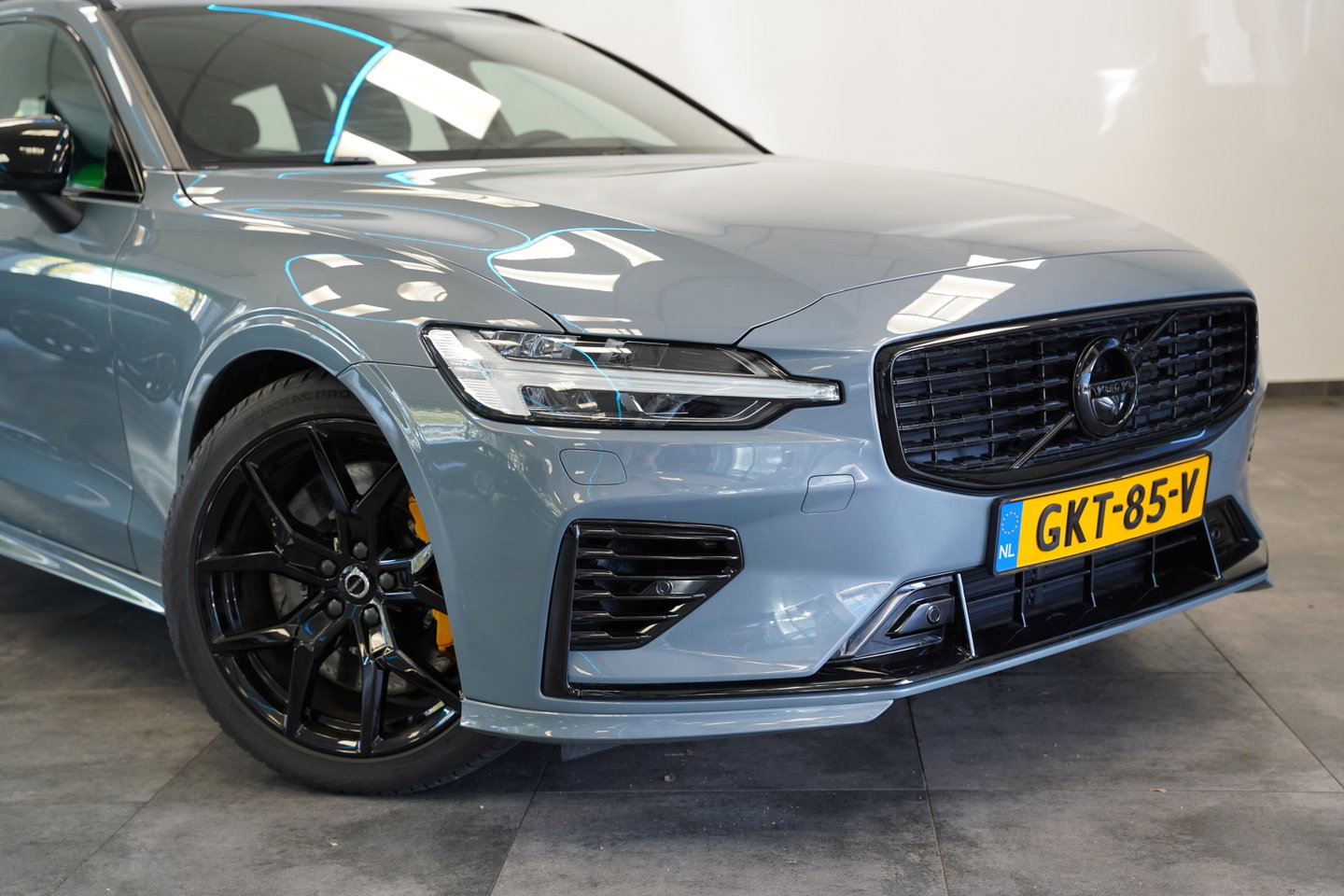 Volvo V60 2.0 T8 AWD Polestar Engineered