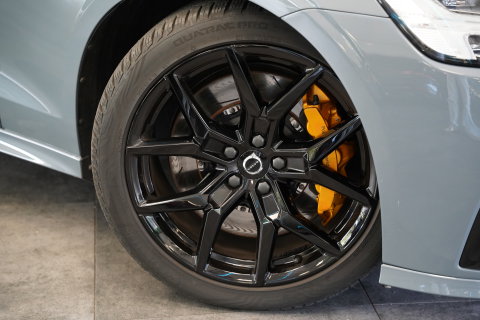 Volvo V60 2.0 T8 AWD Polestar Engineered
