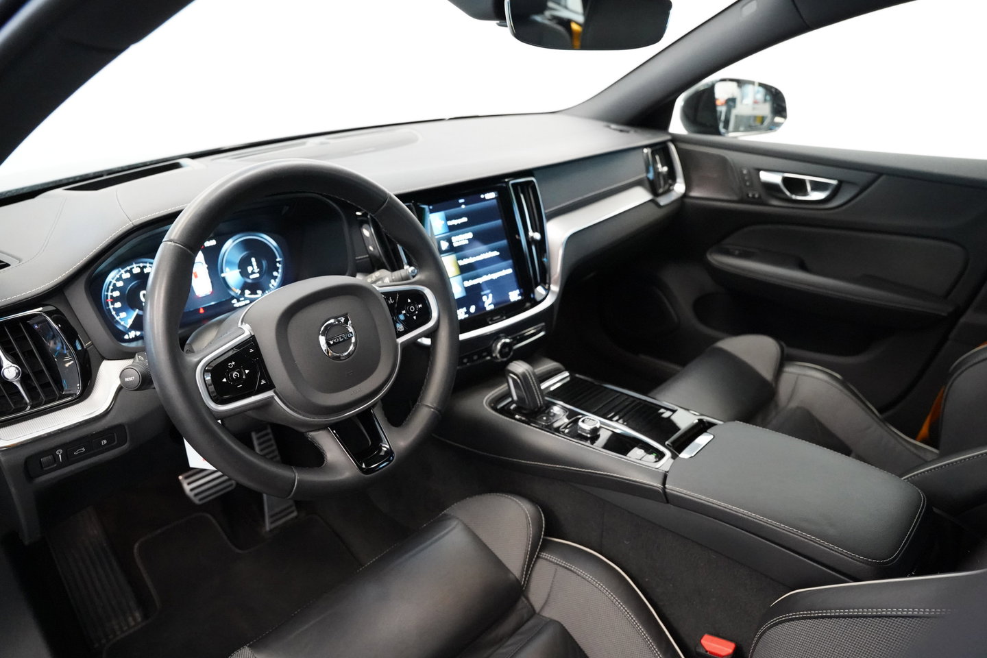Volvo V60 2.0 T8 AWD Polestar Engineered