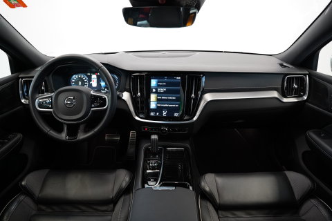 Volvo V60 2.0 T8 AWD Polestar Engineered